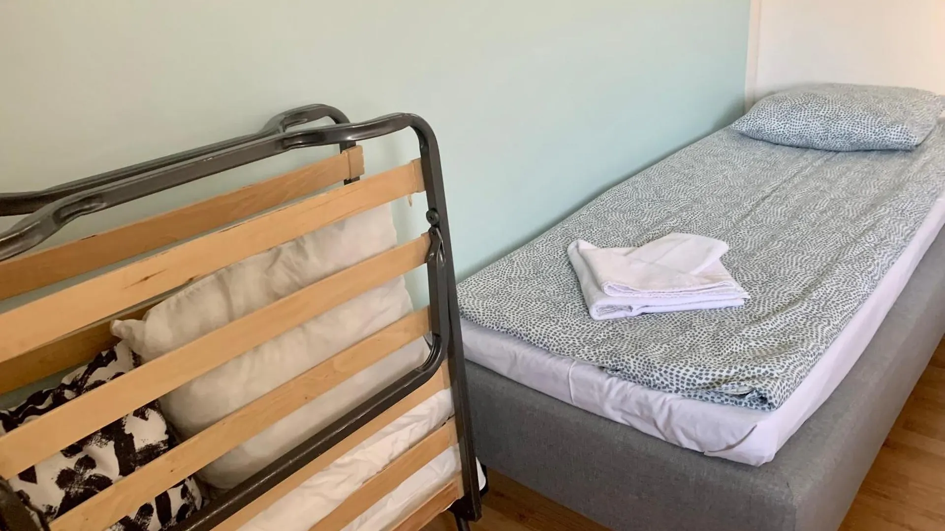 Cozy Small Apartment Just Outside Stockholm 0*,